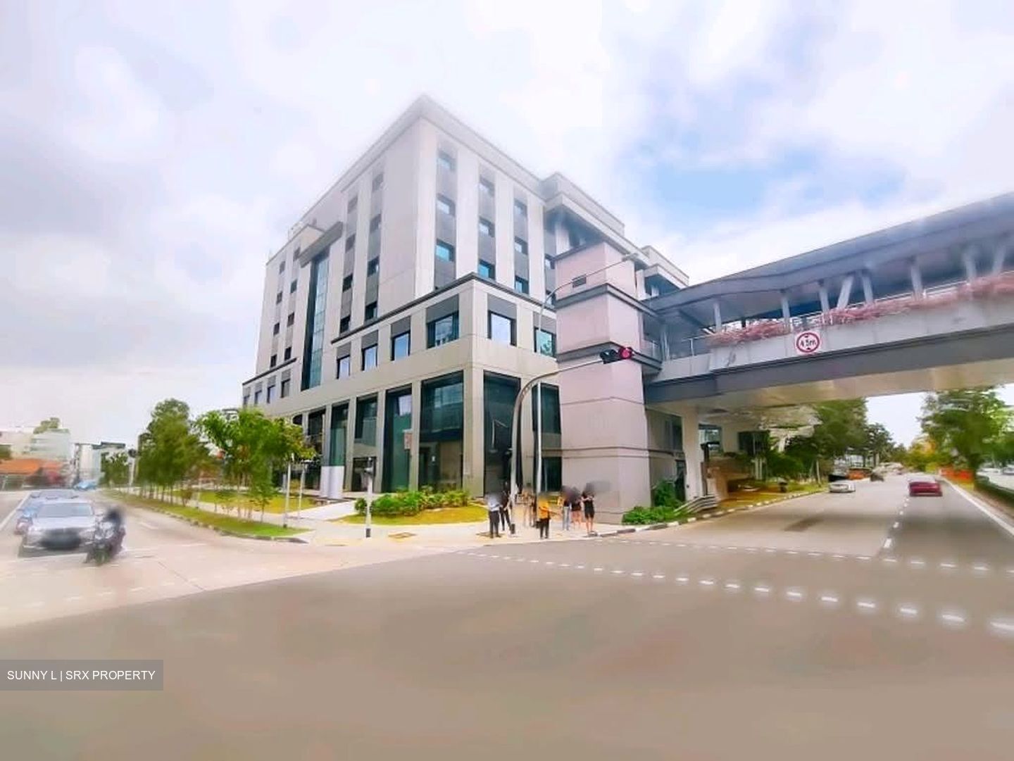 Tampines Central 1 (D18), Retail #559818271